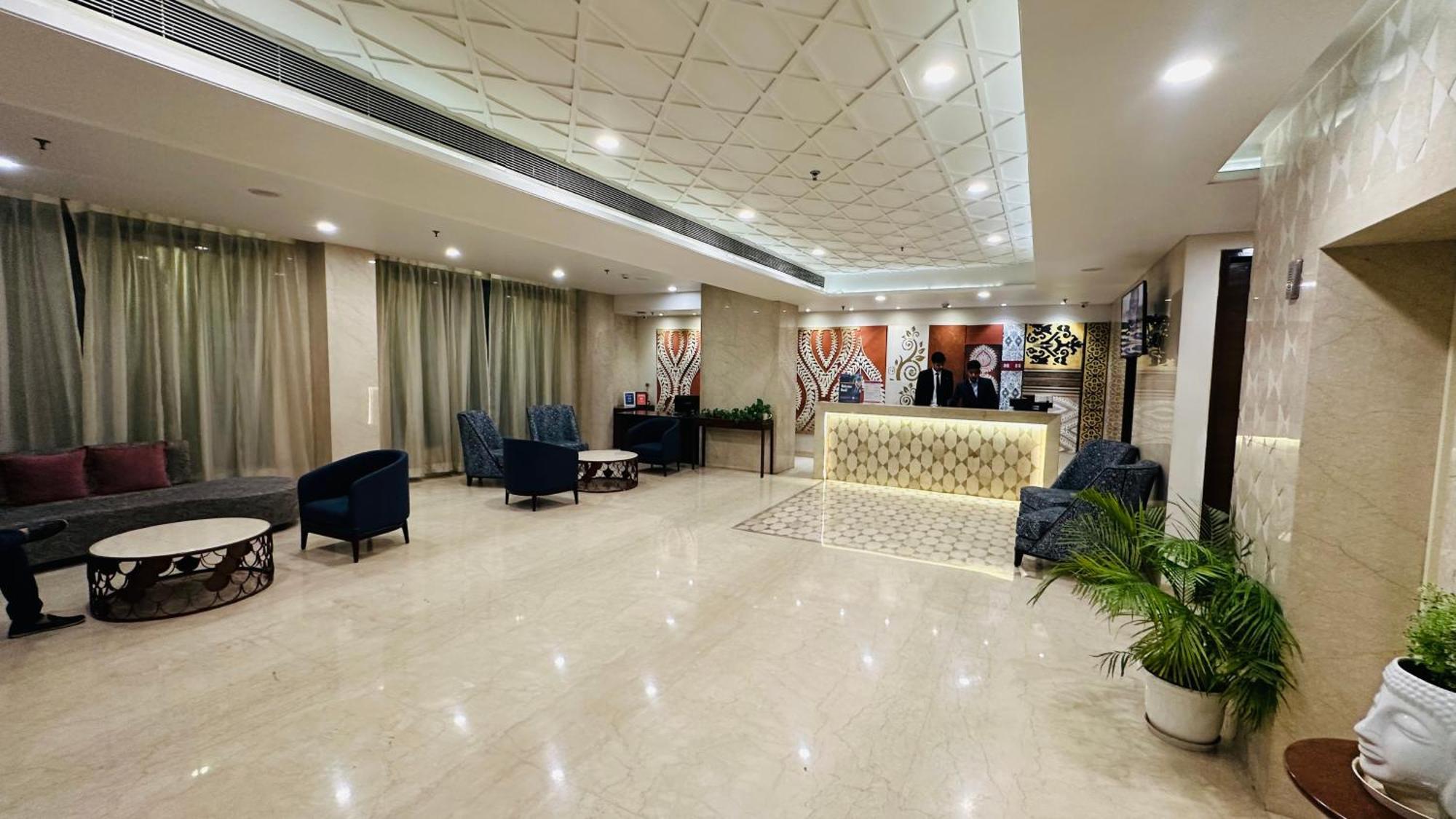 Regenta Central Джайпур Екстериор снимка