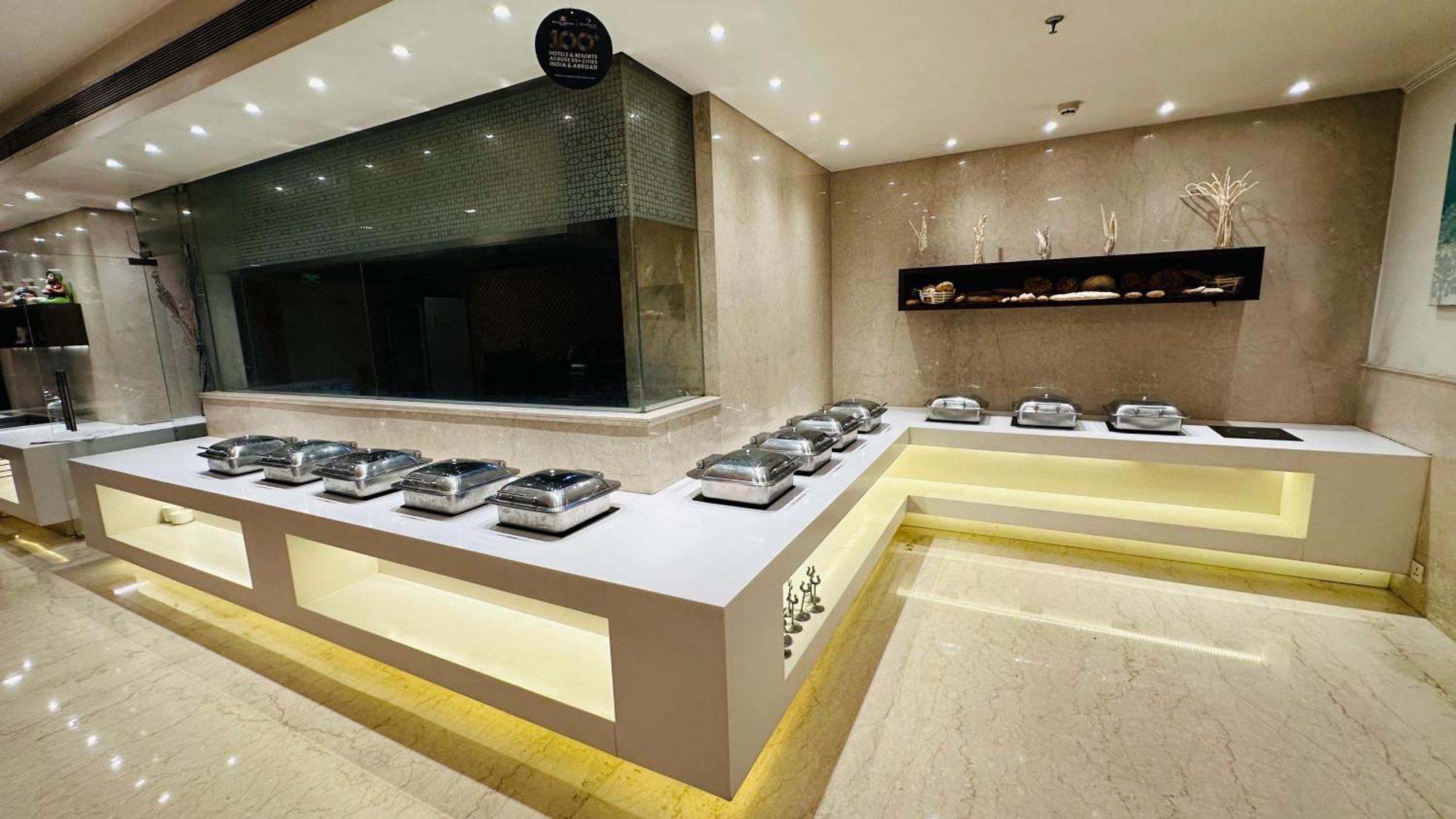 Regenta Central Джайпур Екстериор снимка